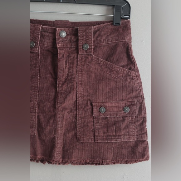 AMERICAN EAGLE WOMEN'S SUPER HIGH RISE A LINE CORDUROY MINISKIRT SZ 0 Y2K BROWN - Picture 5 of 12